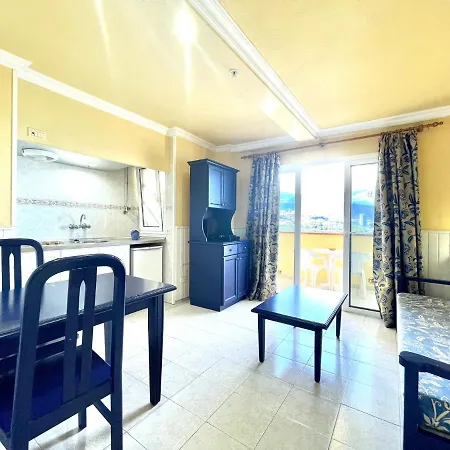 Apartment With Spectacular Views, Atlantic Ocean, Pool Y Free Wifi In All Common Areas *