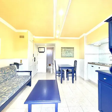 With Spectacular Views, Atlantic Ocean, Pool Y Free Wifi In All Common Areas