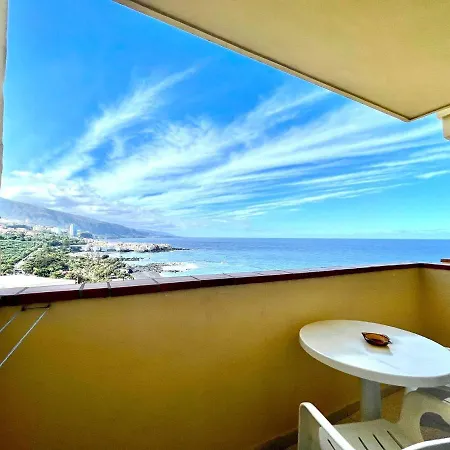 With Spectacular Views, Atlantic Ocean, Pool Y Free Wifi In All Common Areas Apartment Puerto de la Cruz (Tenerife)