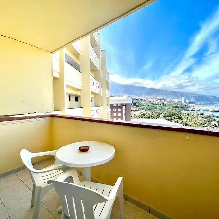 With Spectacular Views, Atlantic Ocean, Pool Y Free Wifi In All Common Areas Puerto de la Cruz (Tenerife)