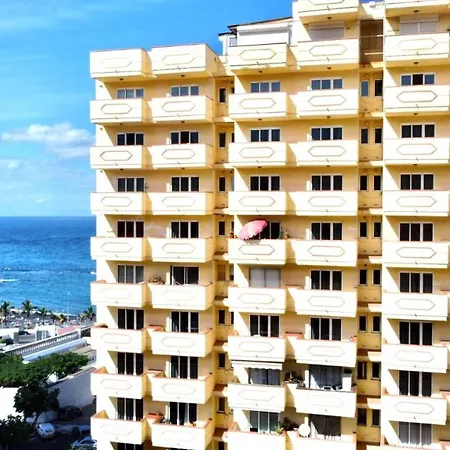 With Spectacular Views, Atlantic Ocean, Pool Y Free Wifi In All Common Areas