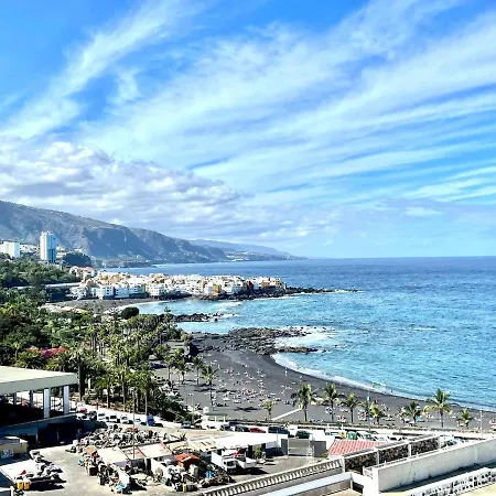 With Spectacular Views, Atlantic Ocean, Pool Y Free Wifi In All Common Areas * Puerto de la Cruz (Tenerife)