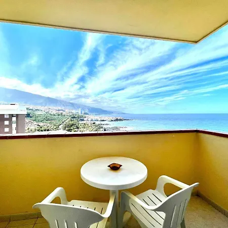 With Spectacular Views, Atlantic Ocean, Pool Y Free Wifi In All Common Areas プエルト・デ・ラ・クルス
