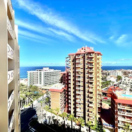 With Spectacular Views, Atlantic Ocean, Pool Y Free Wifi In All Common Areas Puerto de la Cruz (Tenerife)